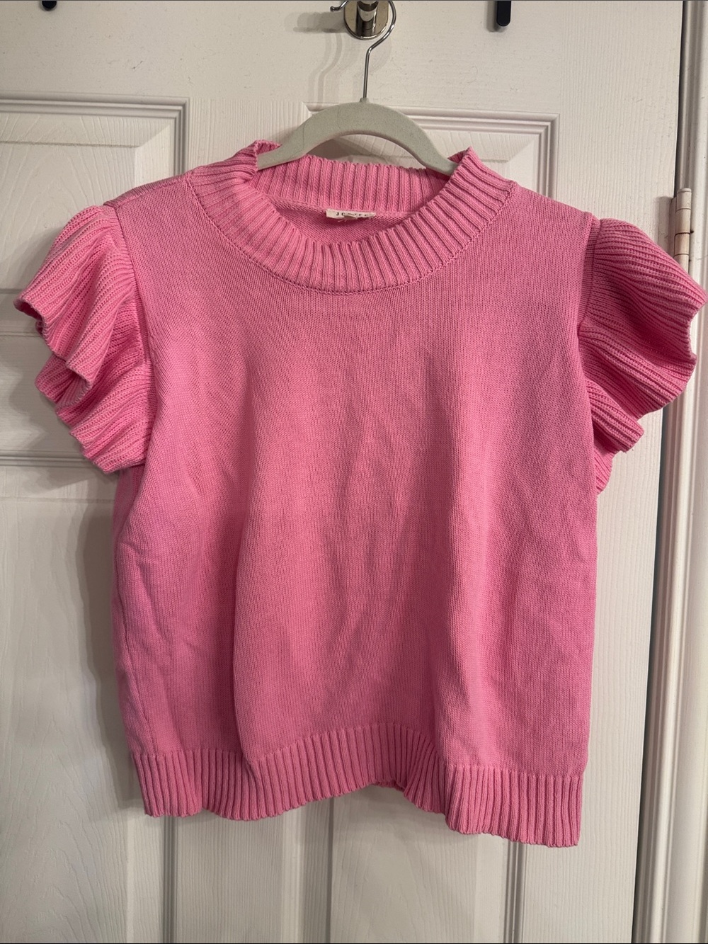 JODIFL Pink Ruffle Sleeve Knit Top